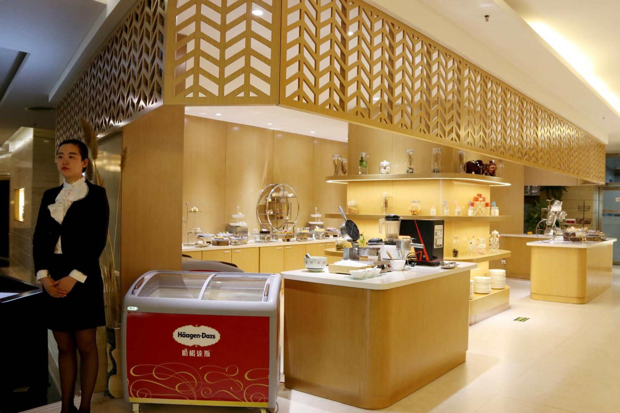 Header Baotou Hotel エクステリア 写真