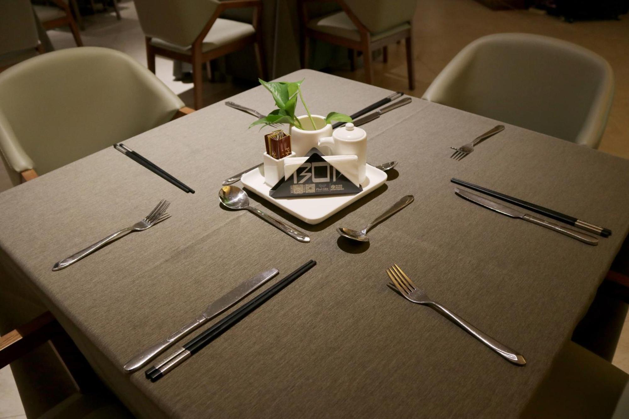 Header Baotou Hotel エクステリア 写真