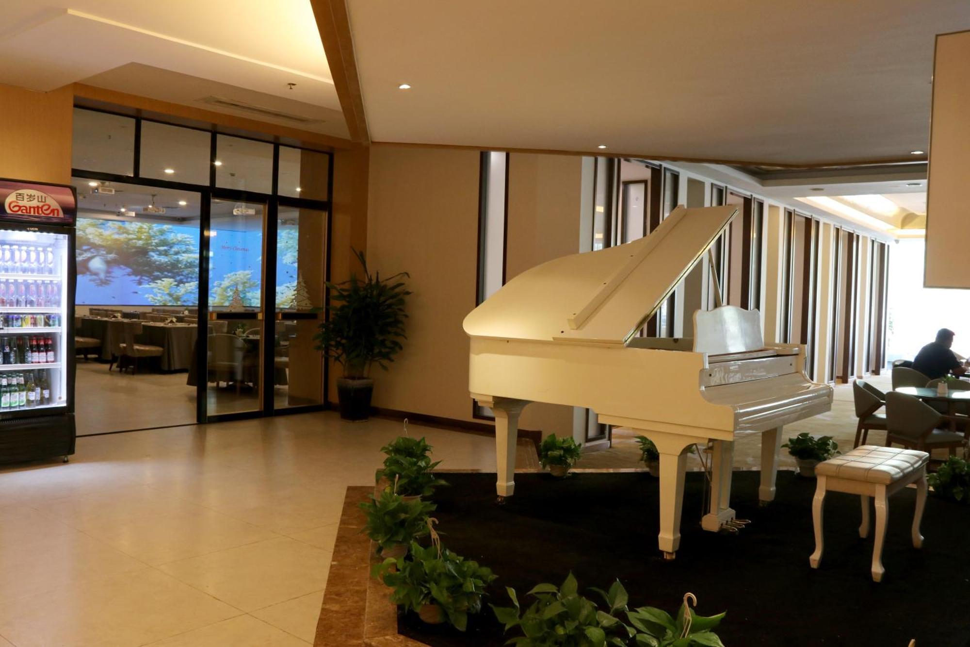 Header Baotou Hotel エクステリア 写真